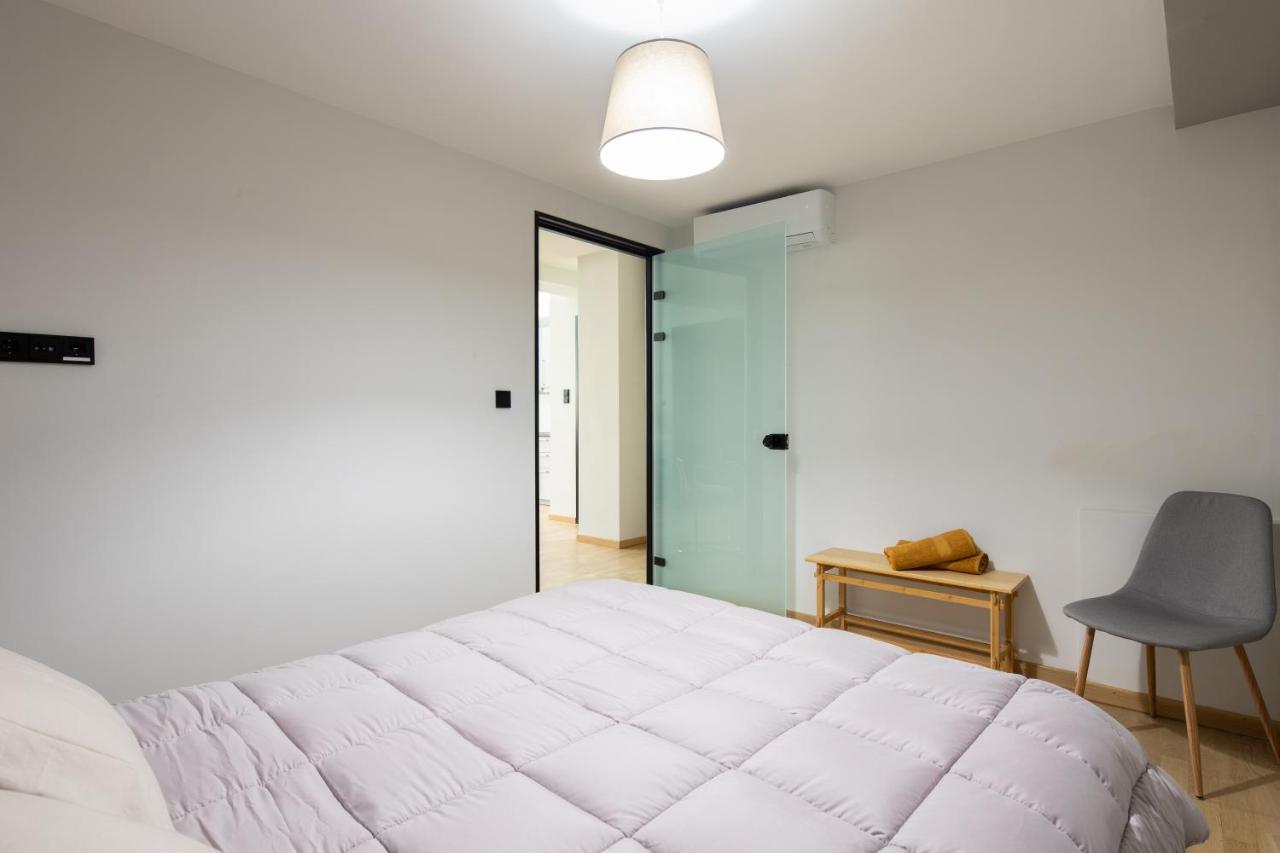 Bright 2bdr Downtown Exarcheia! Apartment Athens