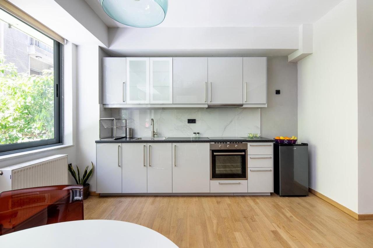 Bright 2bdr Downtown Exarcheia! Apartment